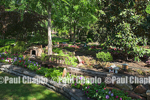 MODEL TRAIN garden landscape architecture digital photographers Dallas, TX Texas Architectural Photography garden design